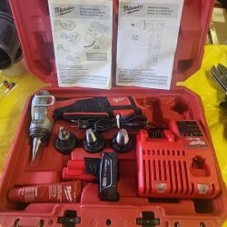Milwaukee M12 Cordless ProPEX Expansion Tool Kit - 2432-20 - 1/2"-3/4"-1"