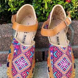 Size 6 Women's Huarache Artesenal Mexicano Mexican sandals Multiple Designs