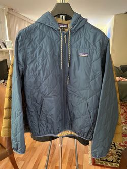Patagonia Quilted Hooded Jacket Medium