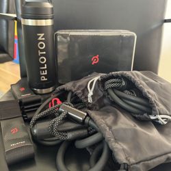 New Peloton Accessories // Yoga Blocks & Resistance Bands