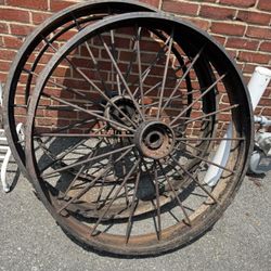 Old Tractor Wagon Wheels 3
