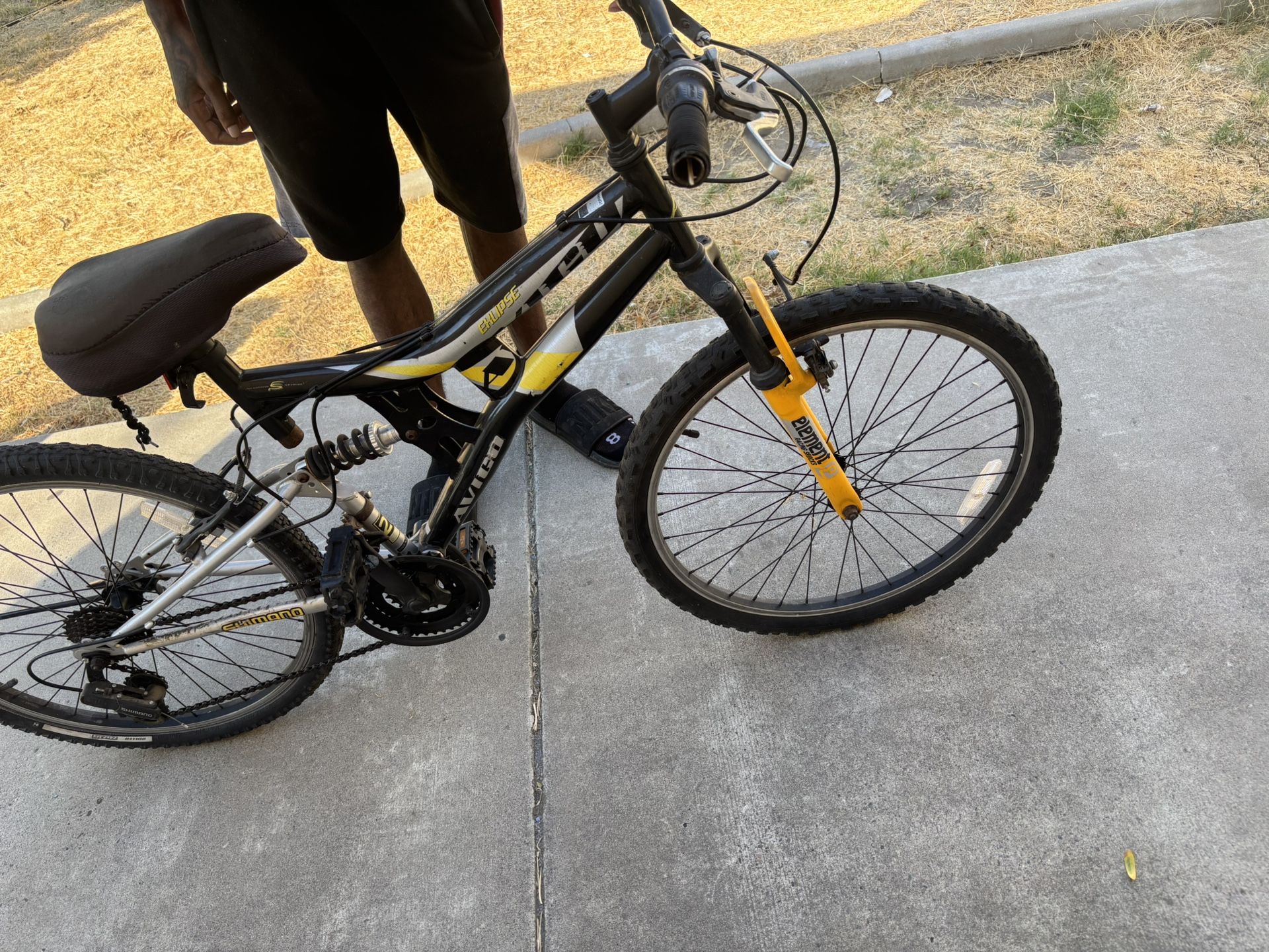 Avigo Mountain Bike