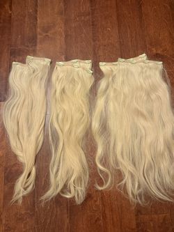 BELLAMI Hair Extensions 26’ Platinum Blond 6 Pc