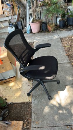 Desk chair