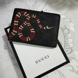 Gucci Wallet 