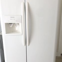 Frigidaire Side By Side Refrigerator