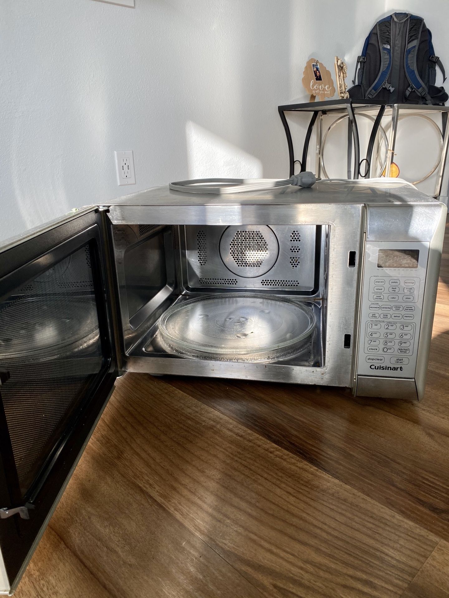 Cuisinart Microwave/Oven&Grill Model CMW200 (Used 4 months) for Sale