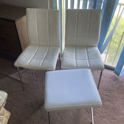 White Chairs With Ottoman 