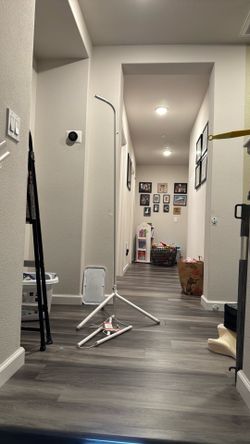 Nanit floor stand (camera not included)