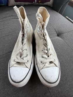 Converse Chuck Taylor All Star High Top Sneakers