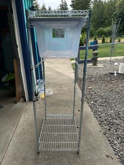 Tote Rack