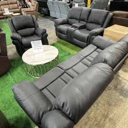 Black 3Pcs Living Room Recliner Set (90 Days No Interest Available) / Juego de 3 piezas reclinables para la sala de estar negra (90 días sin interés d