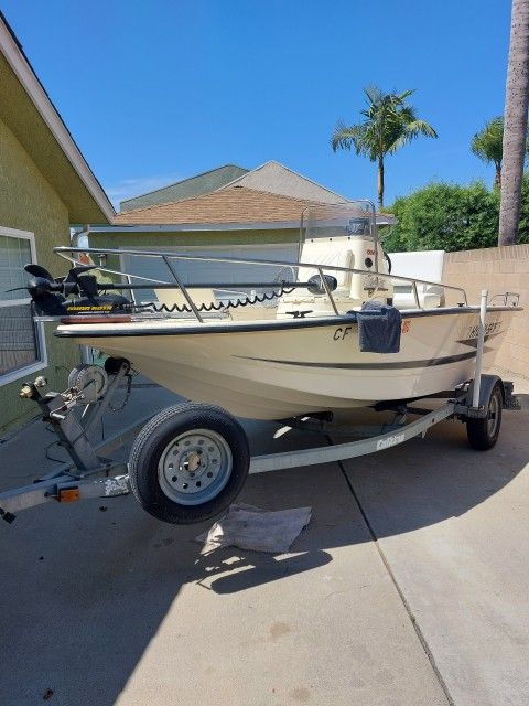 Hydra Sport 1710 Center console