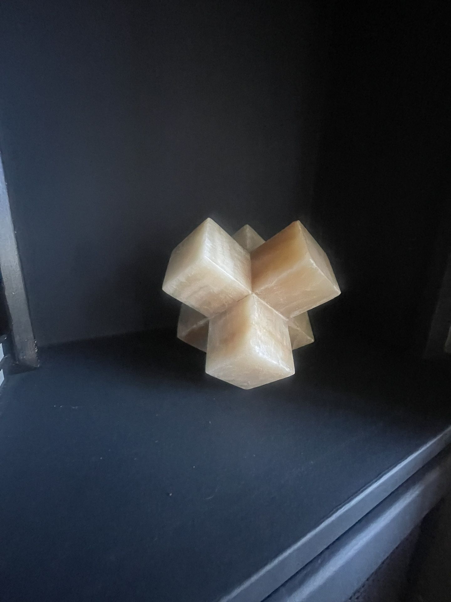 Onyx Figure CB2