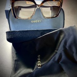 Womens GUCCI Sunglasses/GG1324S