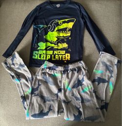 Boys Gamer Shark Pajama Set SZ 8