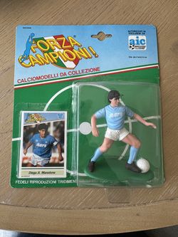 New in box 1989 Kenner Soccer Figures Maradona