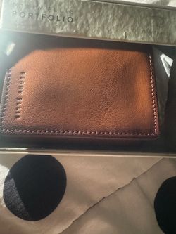 Perry Elias wallet