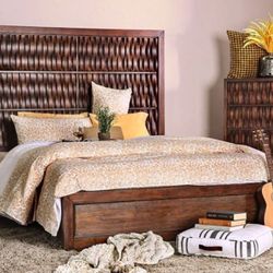 Brand New 4 Piece Warm Chestnut Bedroom Set