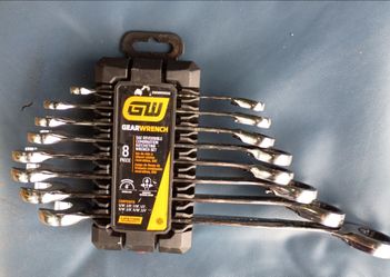 New gear wrench sae 8pc. $50 obo