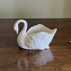 Lenox Swan Dish