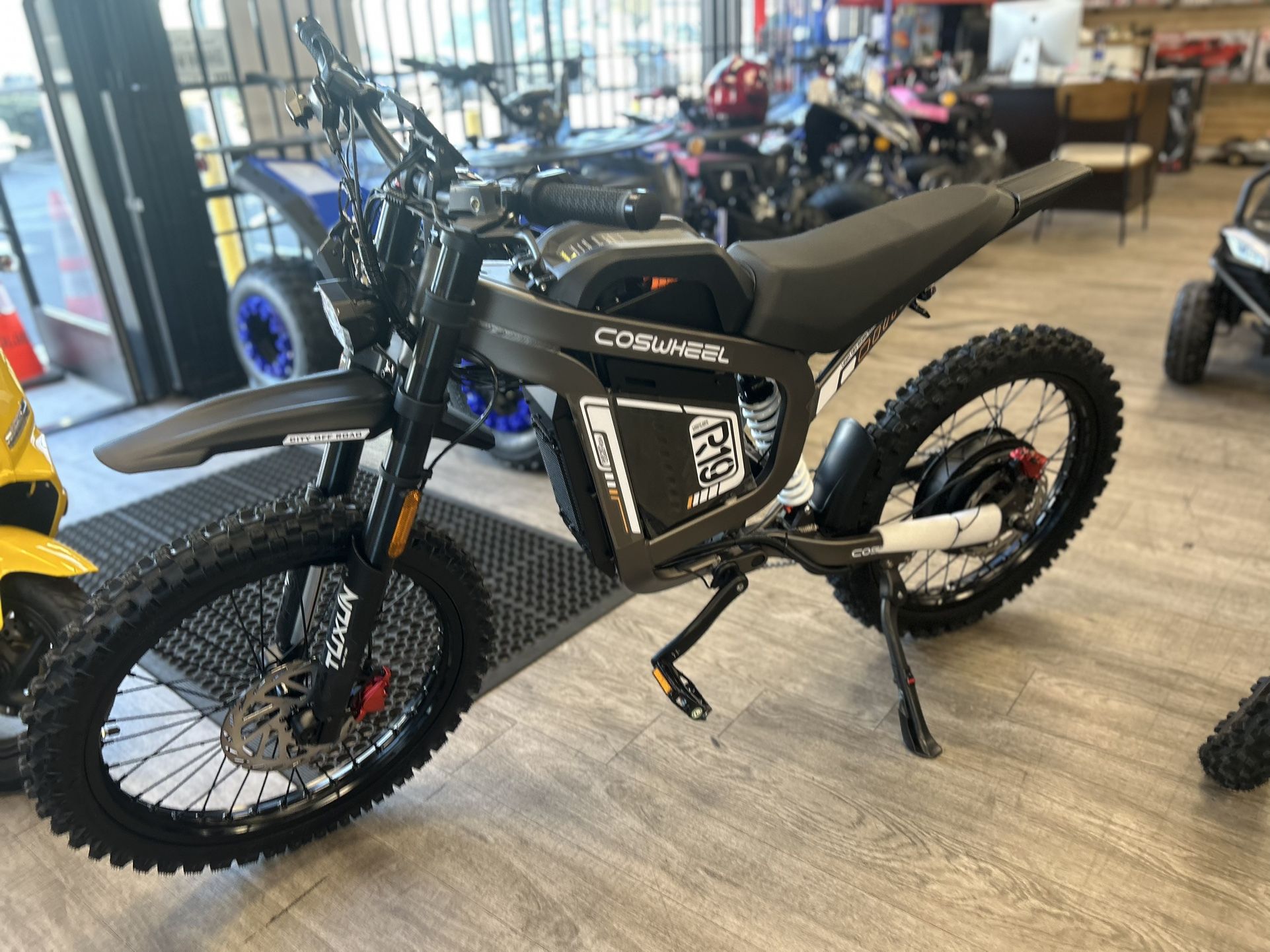 Coswheel R19 Electric Dirt Bike 3000W/72V.