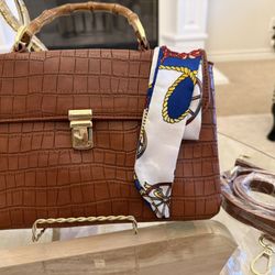 Beautiful Pebble, Leather Bag Cognac