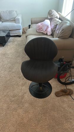 Barstool