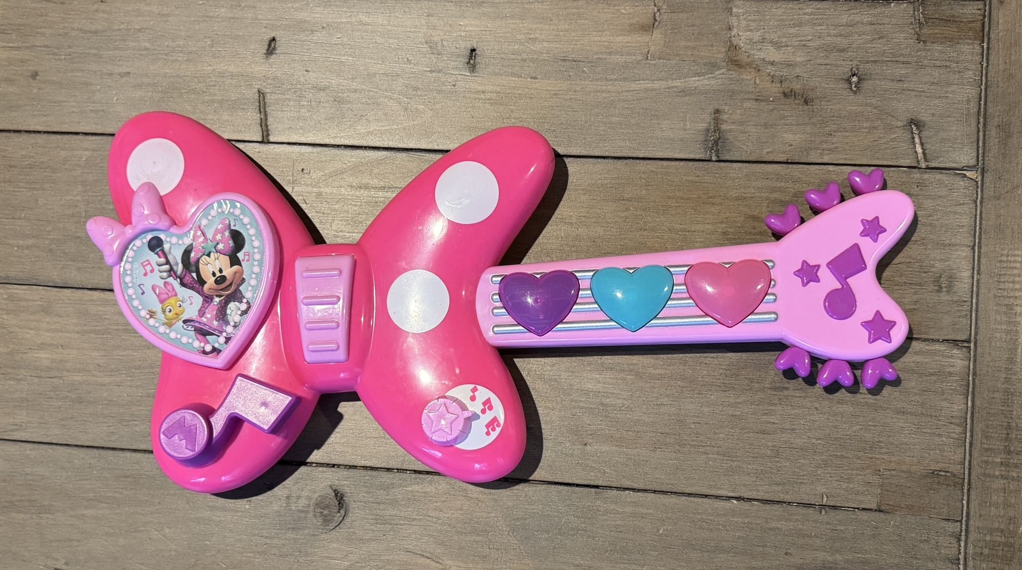Minnie Mouse Rockin’ Toy Guitar