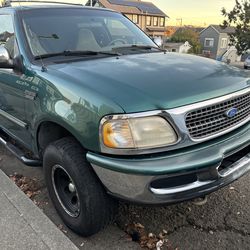 1997 Ford Expedition XLT