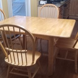All Wood Table And Chairs