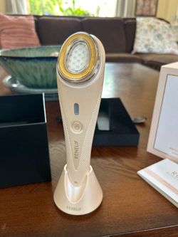 Professional LED Red Light Therapy Device | Like New
