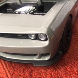 Little Toy 2015  Dodge Challenger SRT Hellcat Car It’s Tom And Jerry