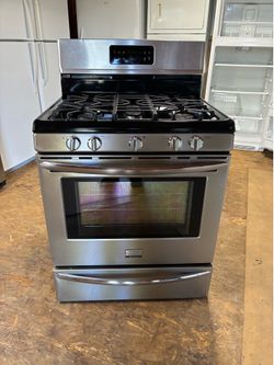 Stove gas Frigidaire 5 burner