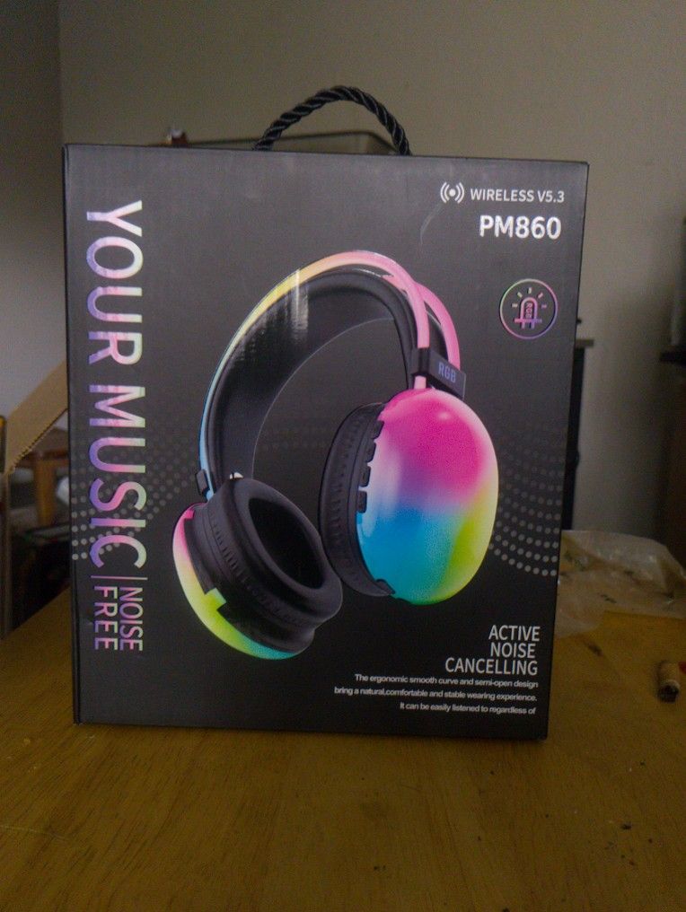 Wireless BT Headphones