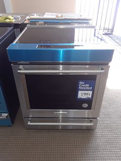 Slide in electric and free standing gas range