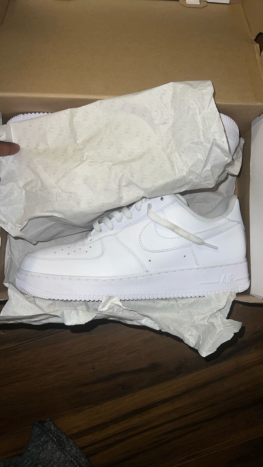 White Nike Air Force Ones Lows Size 11