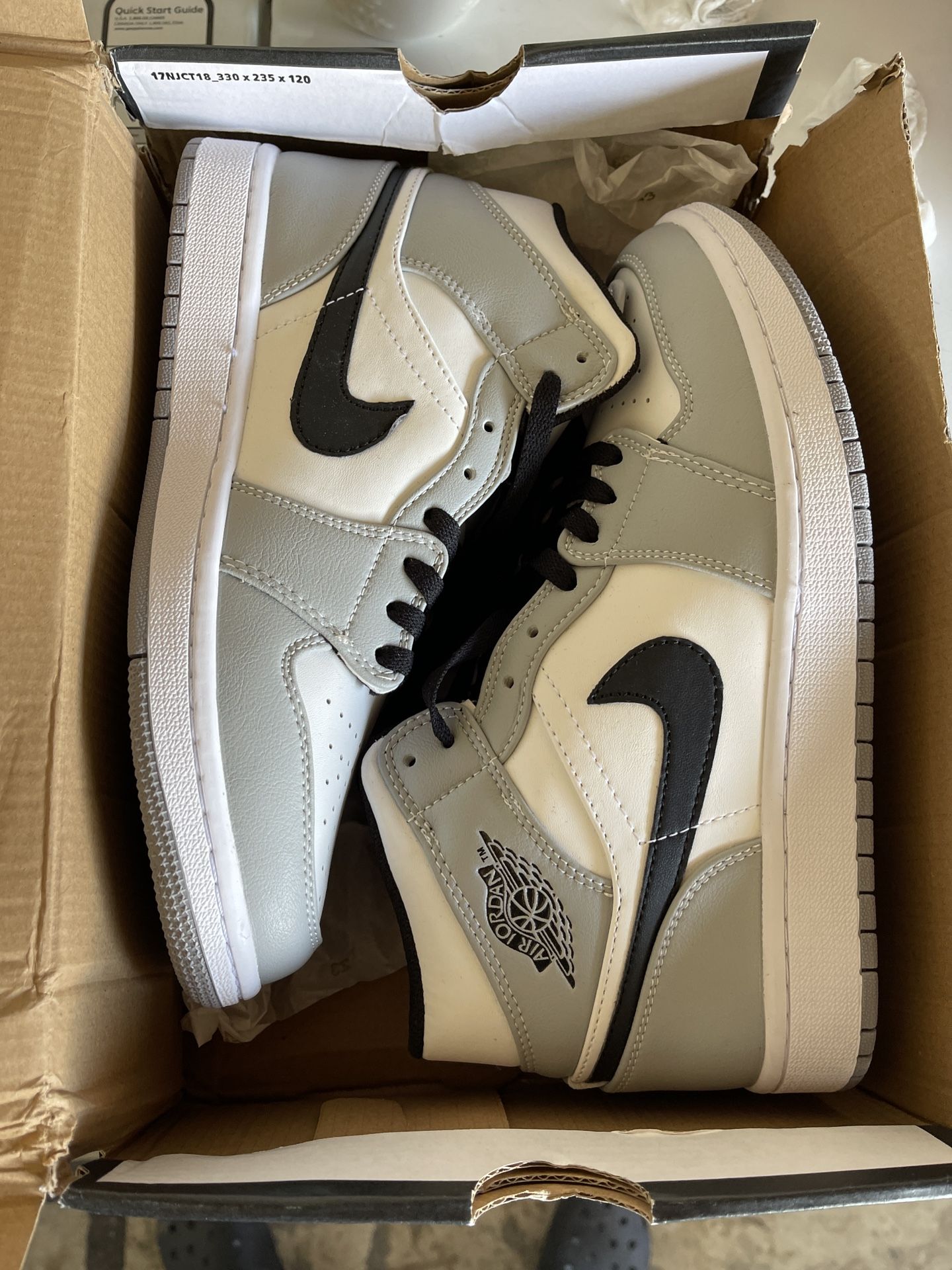 Jordan 1 Mid size 10.5 Boot