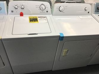 Kenmore washer and dryer set. 1 year warranty