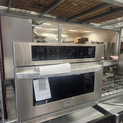 LG 30 Inch Microwave Oven With Air Fry Convection Built.in 