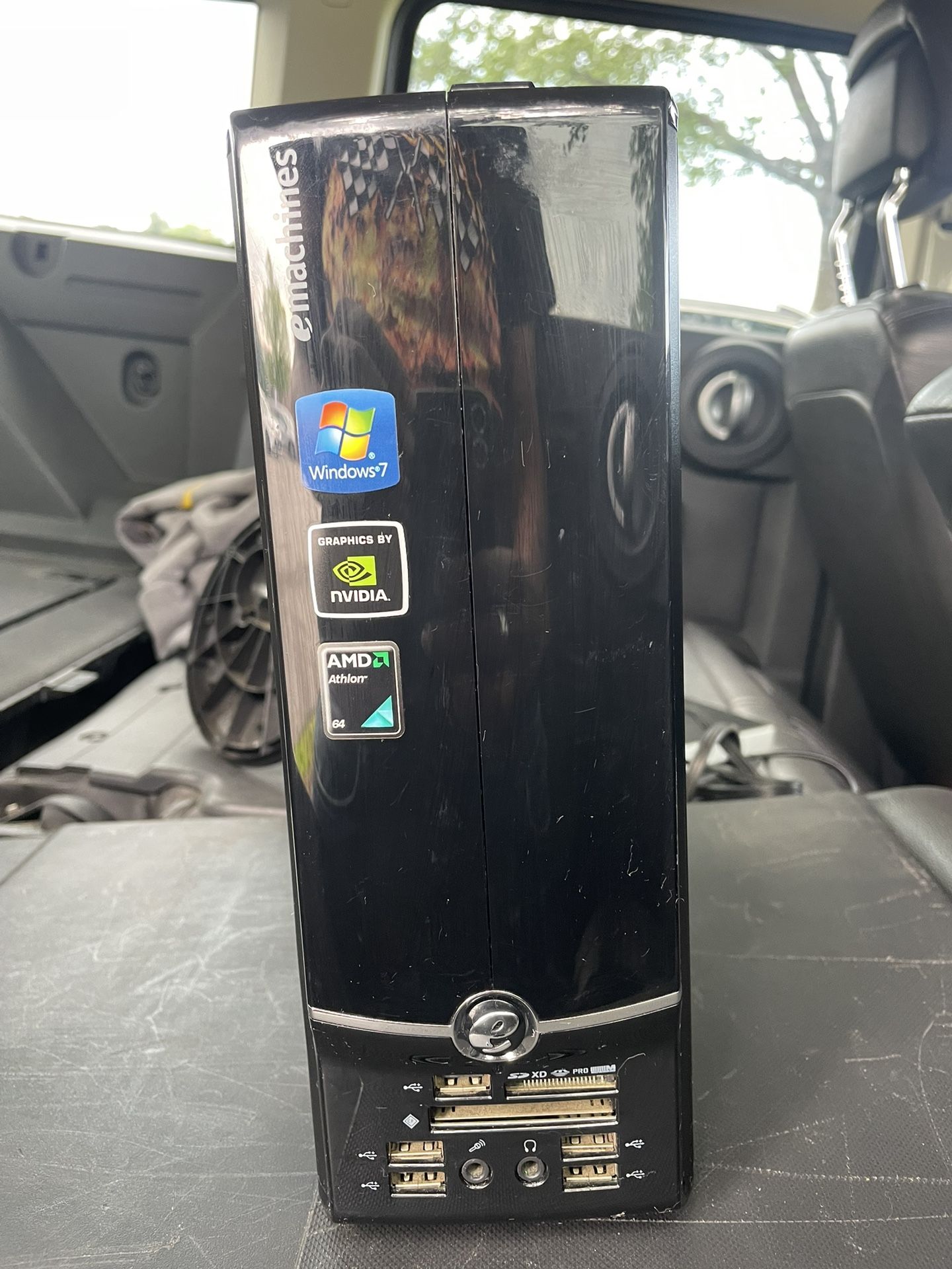 Emachine Mini Tower PC Windows 7