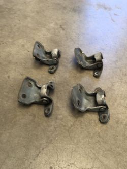 AE86 Door Hinges / Toyota Corolla GTS SR5