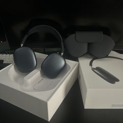 Airpod Maxes (USB-C)