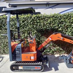AGT Industrial L12 Mini Excavator