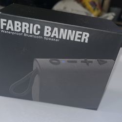NIB Fabric Banner Waterproof Bluetooth Speaker Black with Strap