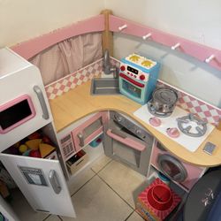 Kids Play Kitchen