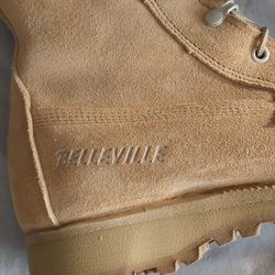 Bellville  boots 5.5 w  245 90