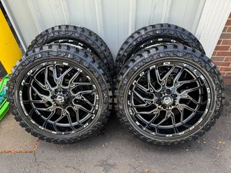 NEW 22x10 TIS wheels wrapped in atturo MT tires 33x12.50r22