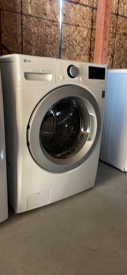 WHITE LG FRONT LOAD WASHER!!!