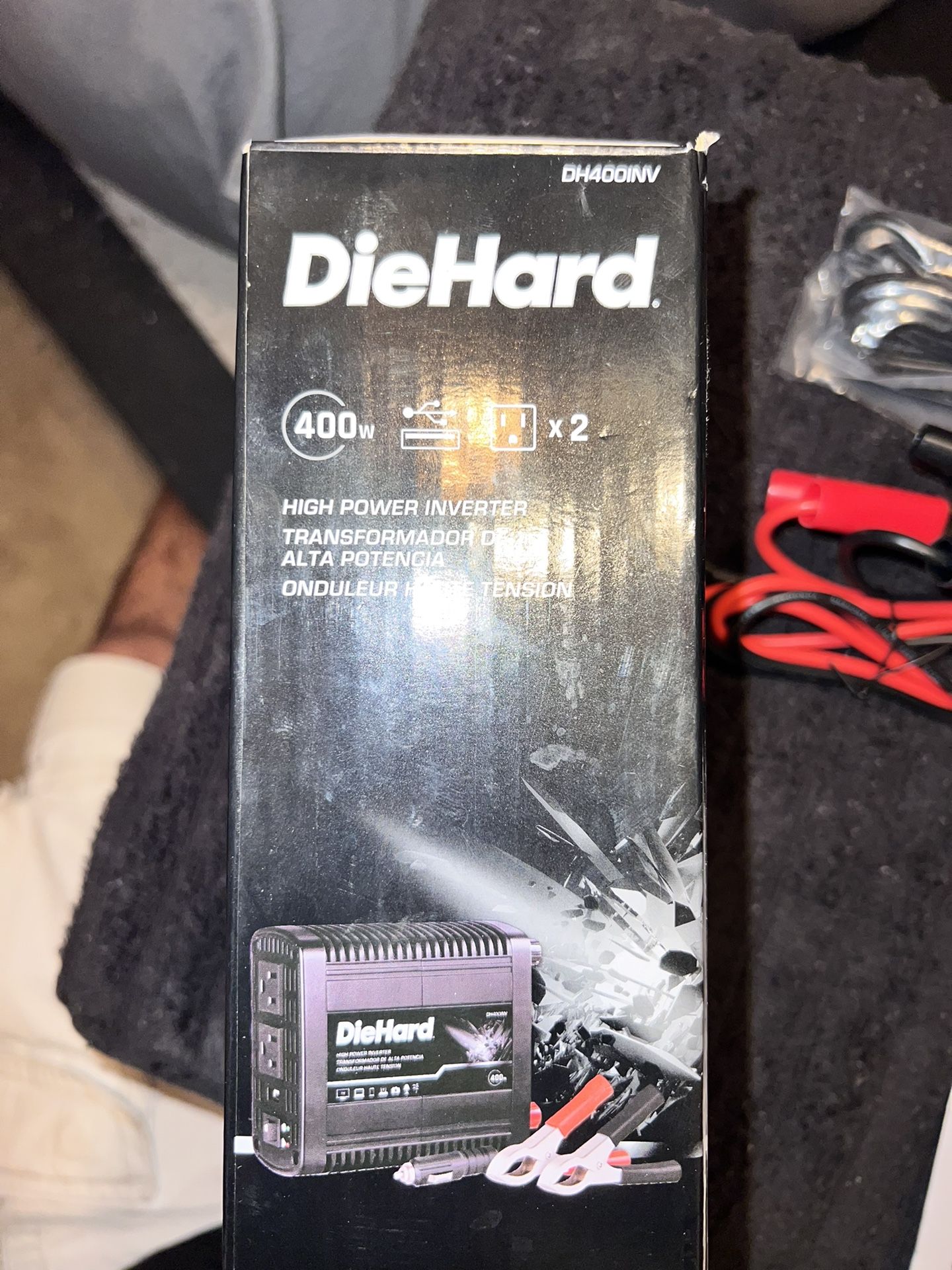 DieHard Power Inverter: 400W, 12V, 2 AC Outlets and a 2.1A USB port Part # DH400INV